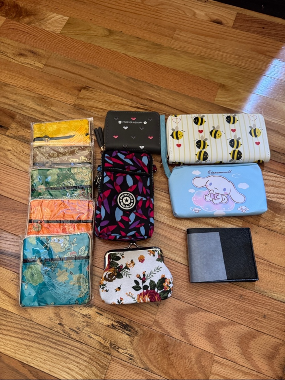 NWOT Bundle of 12 Assorted Small Wallets & coin Pouches - Multi-Color Collection